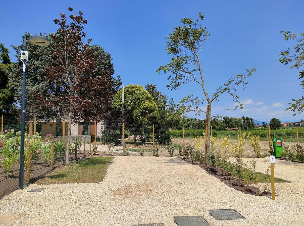 Garda Di Vino Agricamping & Wine Shop Lazise Ronchi  Exterior photo